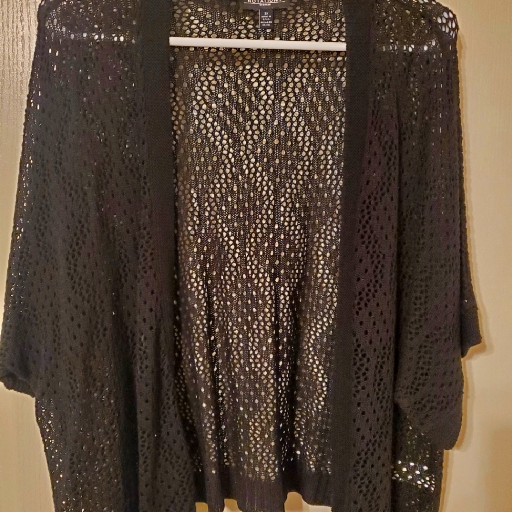 Plus Size 3/4 Sleeve Lightweight Open Front Shrug Sweater Black Casual Classic